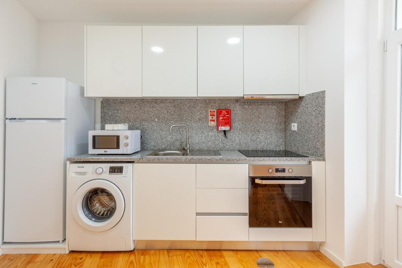 Apartment & *